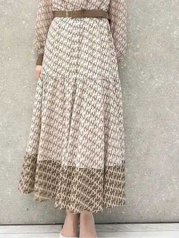 GRACE CONTINENTAL minami コーディネート画像