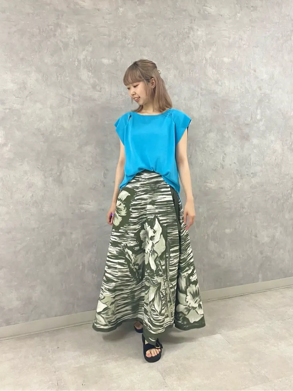 GRACE CONTINENTAL Abe コーディネート画像