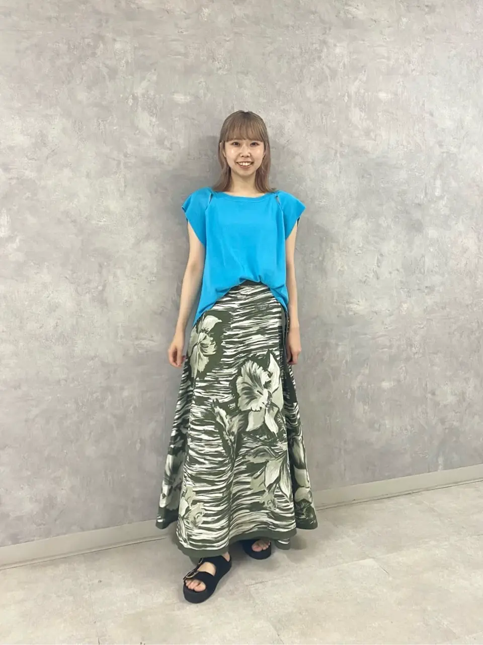 GRACE CONTINENTAL Abe コーディネート画像