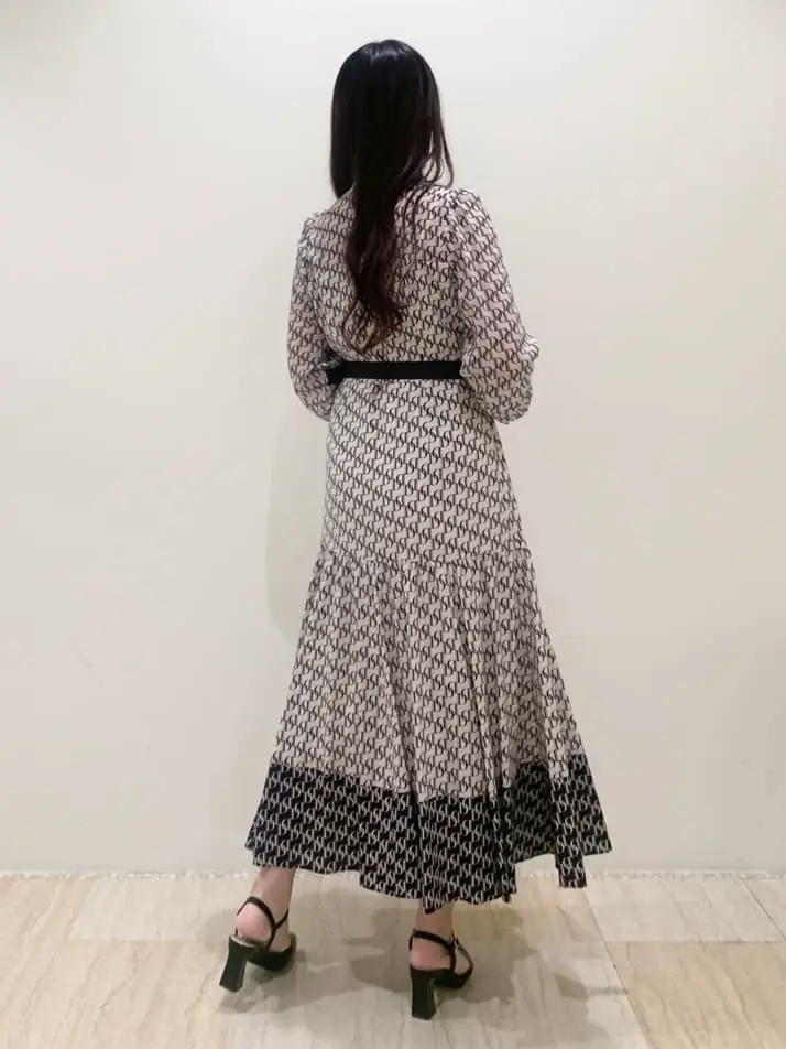 GRACE CONTINENTAL 平野 裕華 コーディネート画像