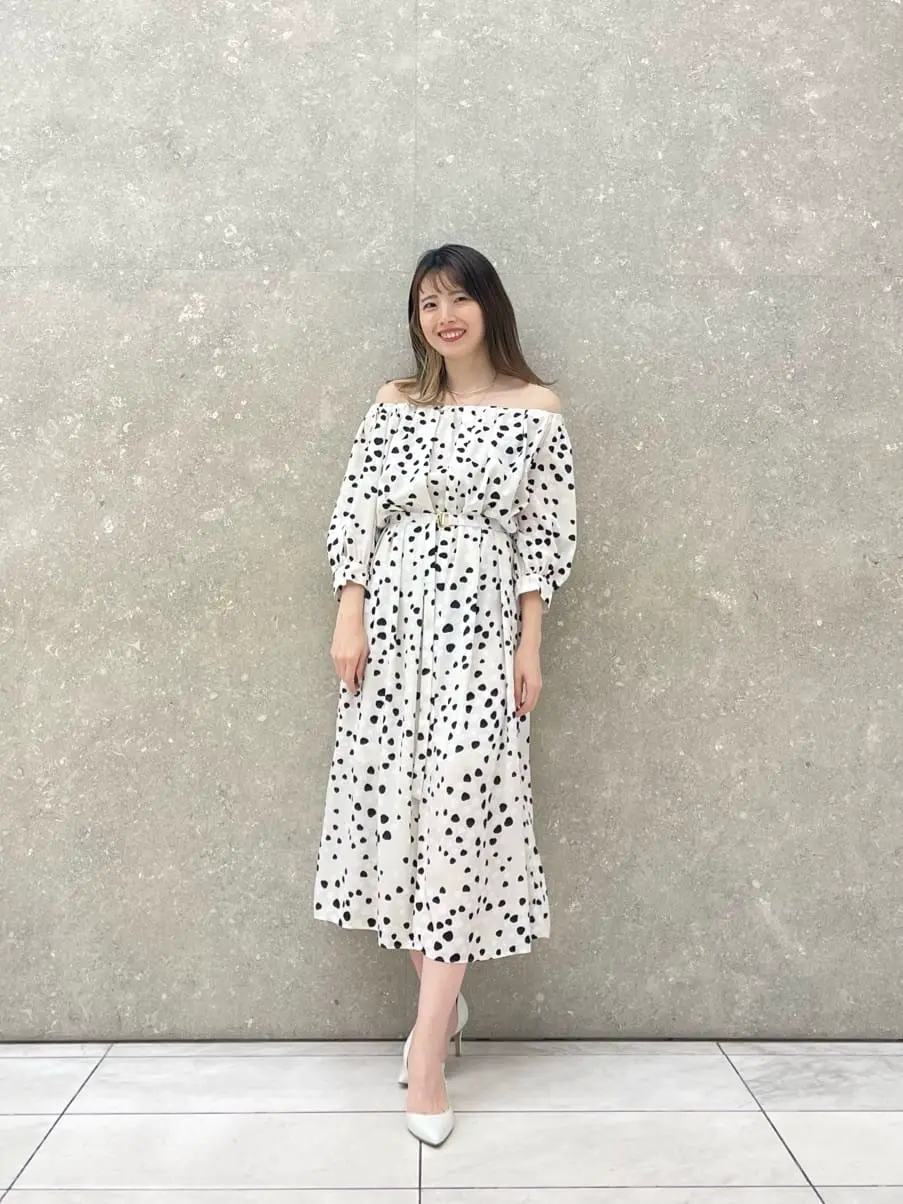 GRACE CONTINENTAL minami コーディネート画像