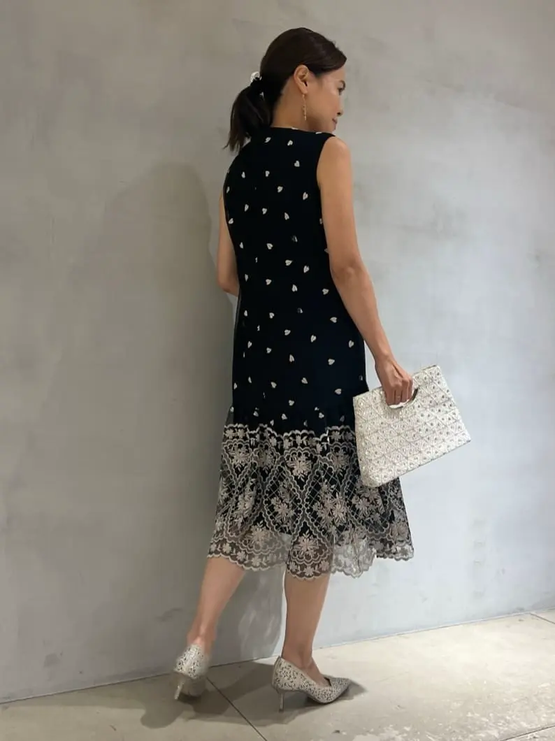 GRACE CONTINENTAL 穐山　香織 コーディネート画像