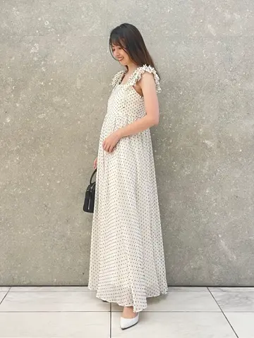 GRACE CONTINENTAL minami コーディネート画像