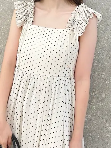 GRACE CONTINENTAL minami コーディネート画像