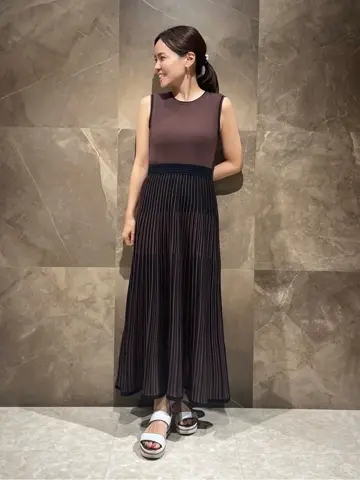 GRACE CONTINENTAL 穐山　香織 コーディネート画像