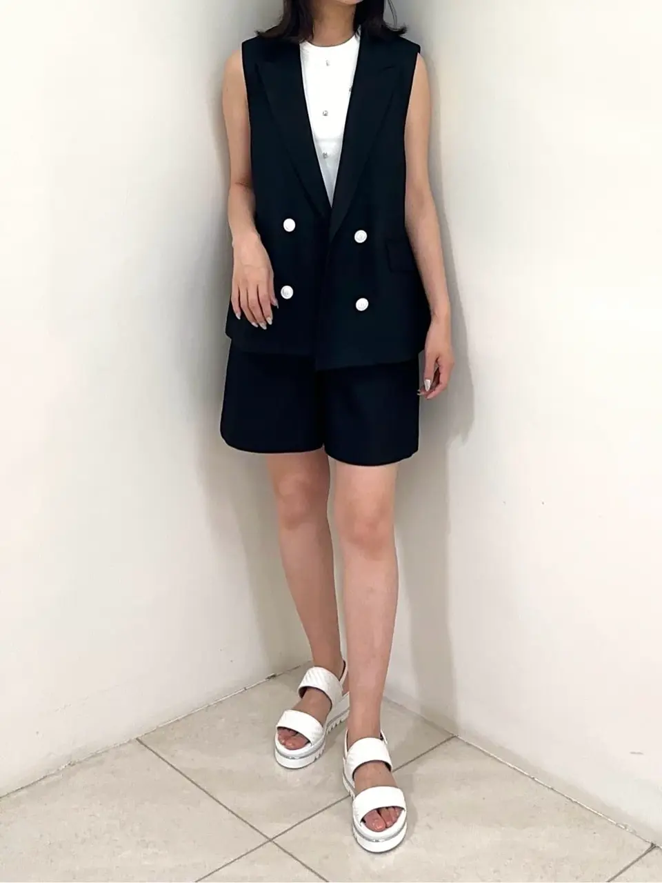 GRACE CONTINENTAL MORITA AI コーディネート画像