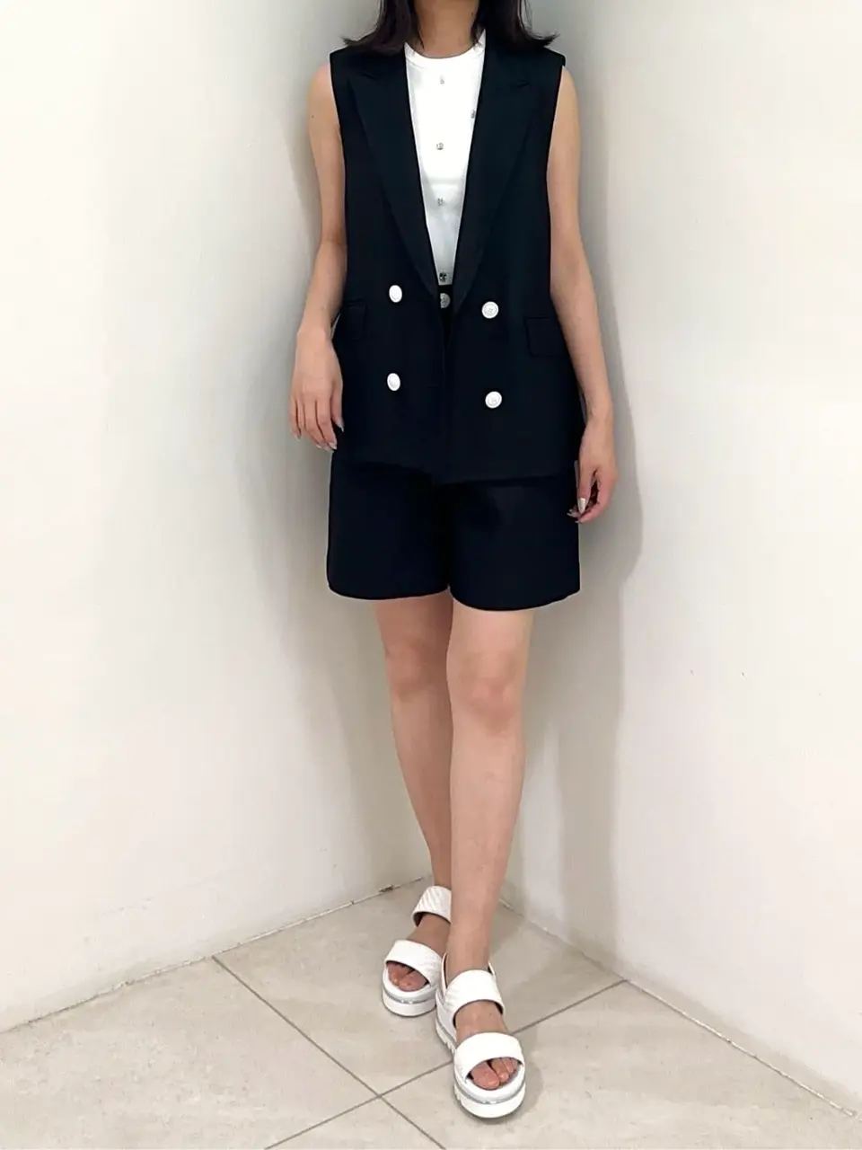 GRACE CONTINENTAL MORITA AI コーディネート画像