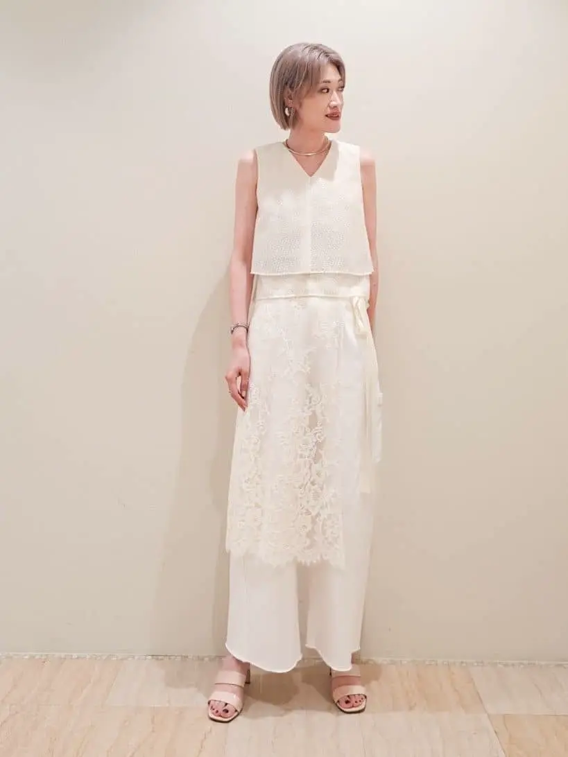 GRACE CONTINENTAL 今野　志保 コーディネート画像