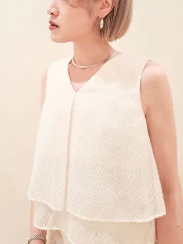 GRACE CONTINENTAL 今野　志保 コーディネート画像