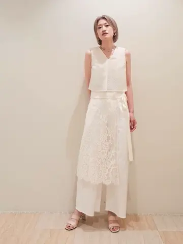 GRACE CONTINENTAL 今野　志保 コーディネート画像