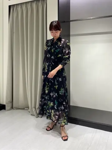 GRACE CONTINENTAL Abe コーディネート画像