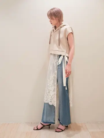 GRACE CONTINENTAL 今野　志保 コーディネート画像