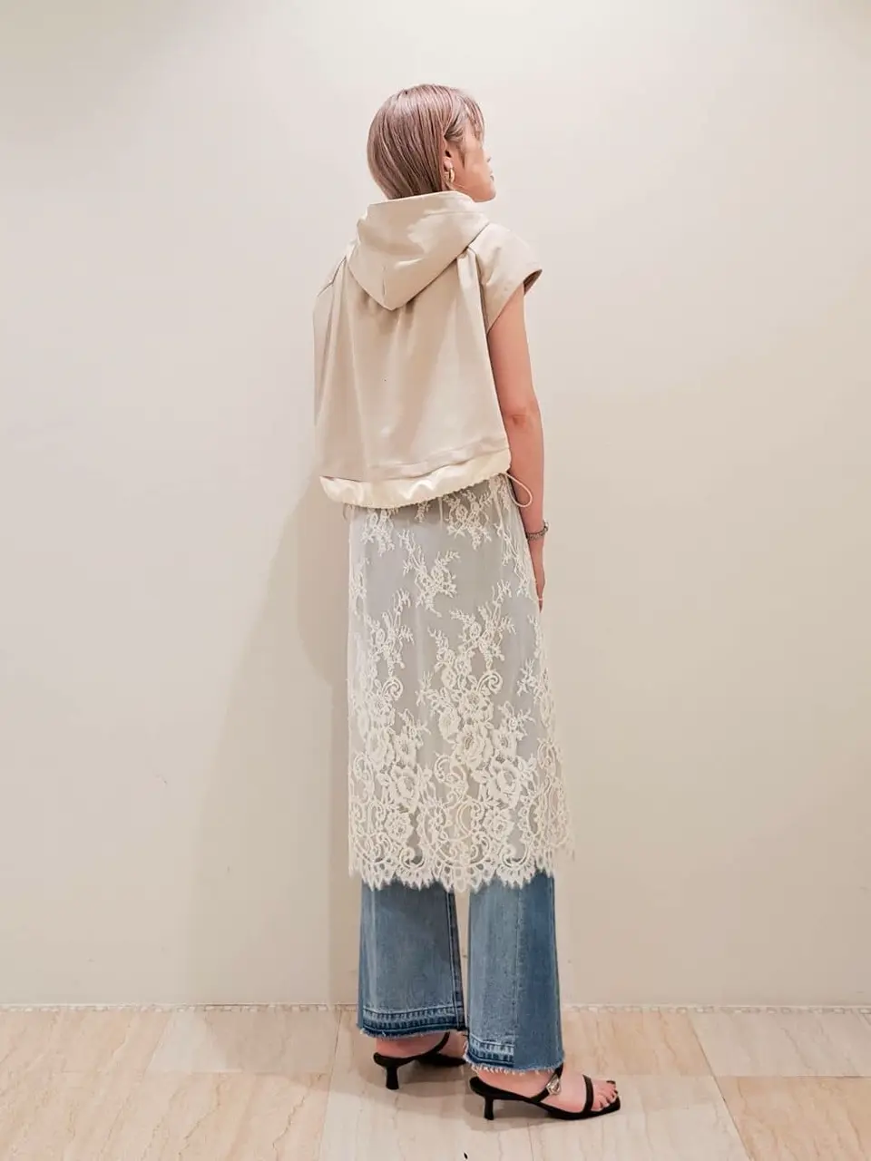 GRACE CONTINENTAL 今野　志保 コーディネート画像