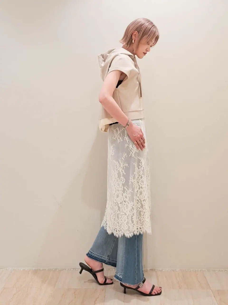 GRACE CONTINENTAL 今野　志保 コーディネート画像