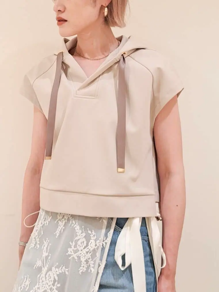 GRACE CONTINENTAL 今野　志保 コーディネート画像