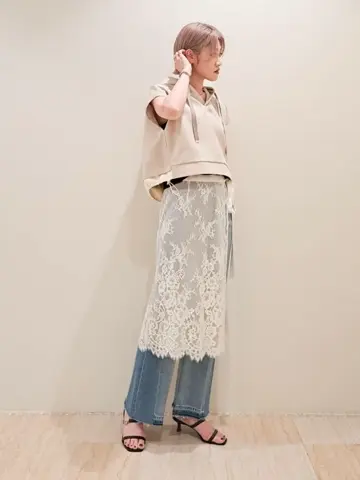 GRACE CONTINENTAL 今野　志保 コーディネート画像