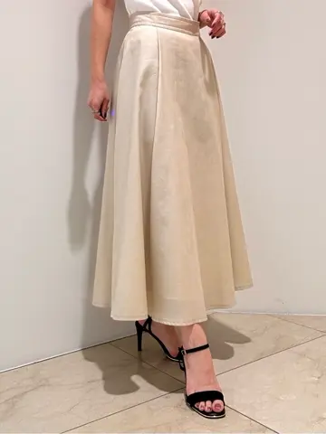 GRACE CONTINENTAL FUKUSHIMA YURIE コーディネート画像