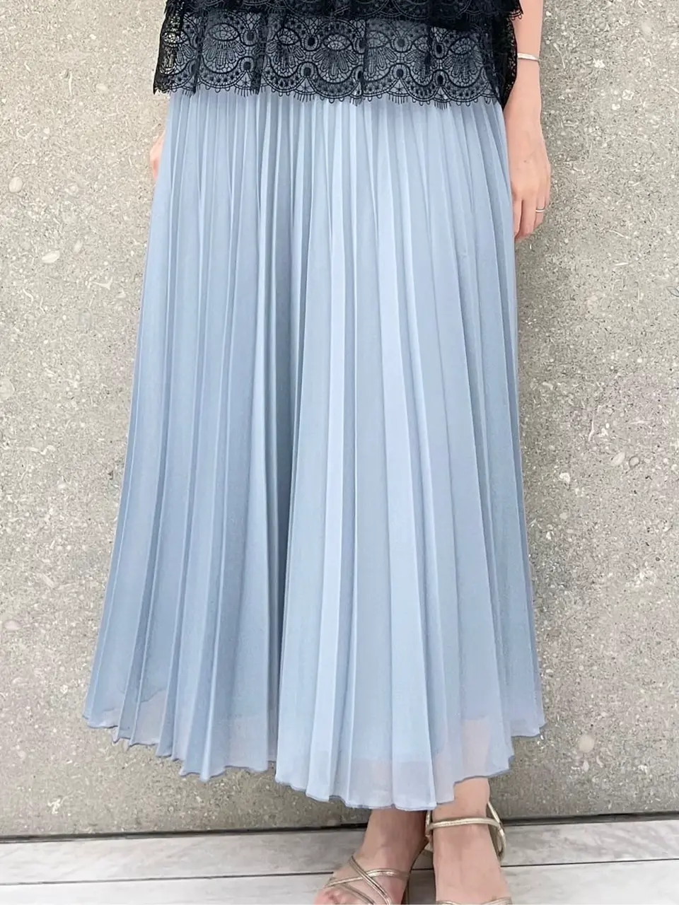 GRACE CONTINENTAL minami コーディネート画像