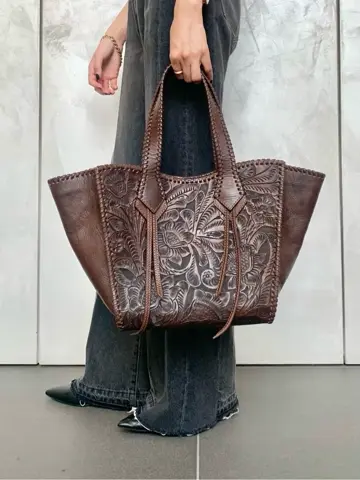 GRACE CONTINENTAL haruka iwasaki コーディネート画像