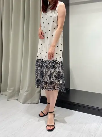 GRACE CONTINENTAL Abe コーディネート画像