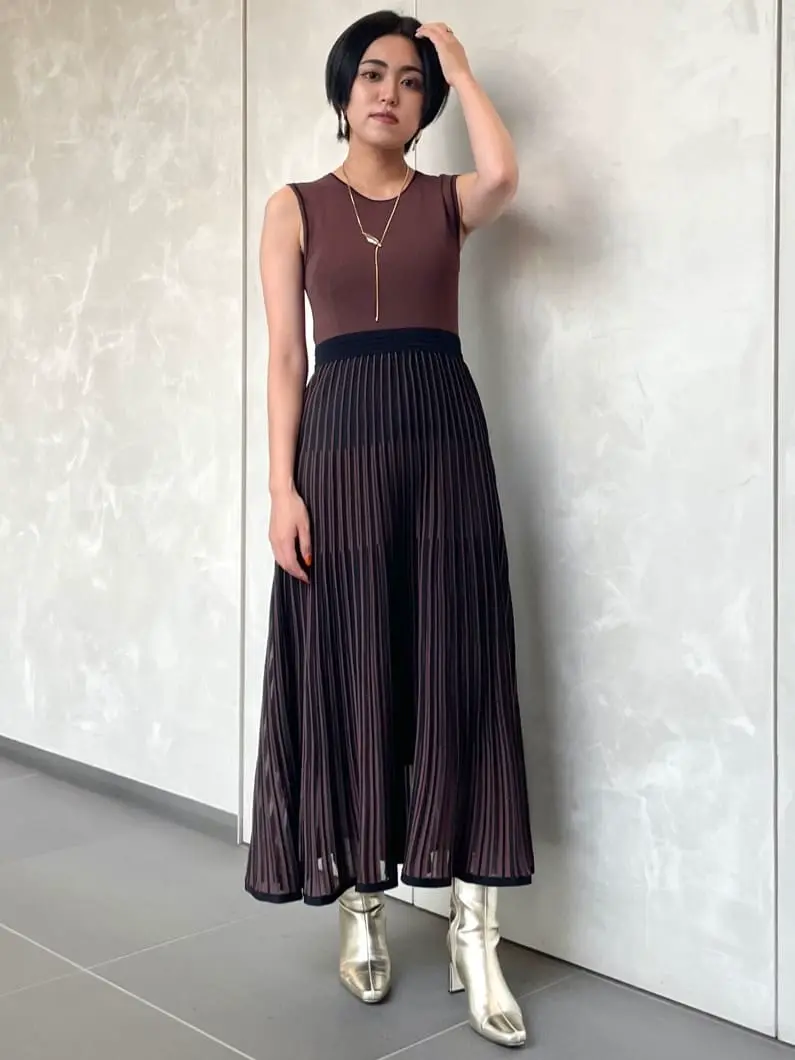 GRACE CONTINENTAL yoshi コーディネート画像