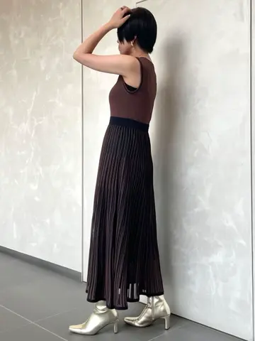 GRACE CONTINENTAL yoshi コーディネート画像