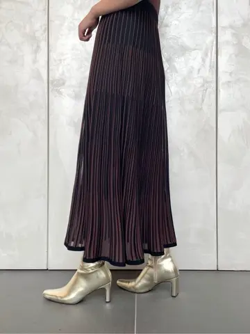 GRACE CONTINENTAL yoshi コーディネート画像