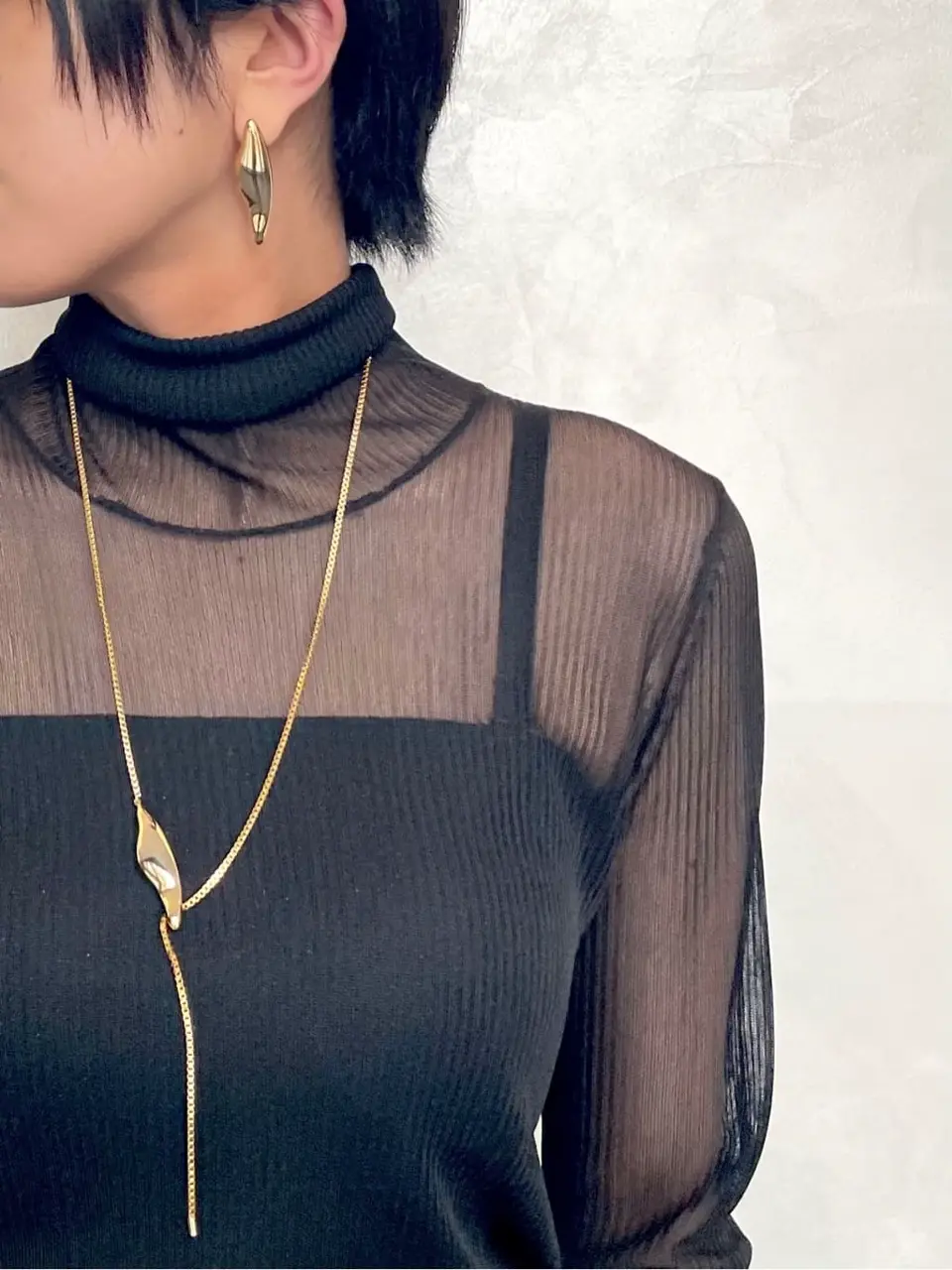 GRACE CONTINENTAL yoshi コーディネート画像