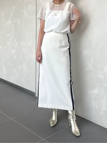 GRACE CONTINENTAL yoshi コーディネート画像