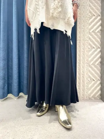 GRACE CONTINENTAL yoshi コーディネート画像