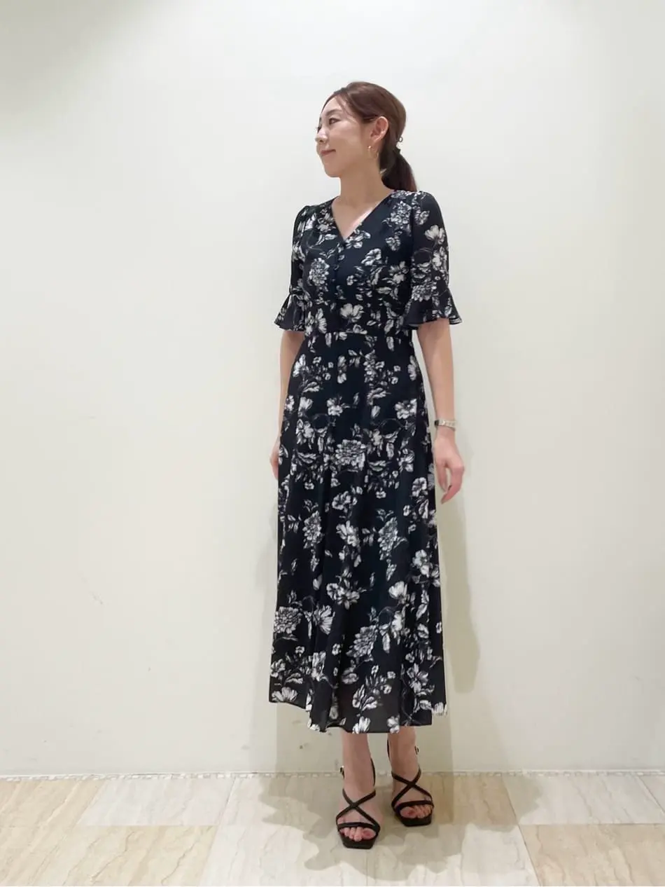 GRACE CONTINENTAL 赤間　 コーディネート画像