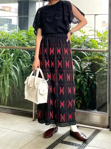 GRACE CONTINENTAL yoshi コーディネート画像