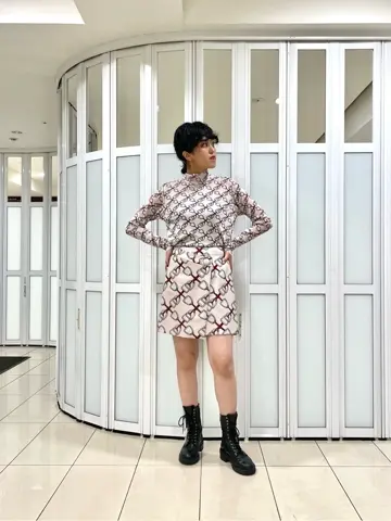 GRACE CONTINENTAL yoshi コーディネート画像