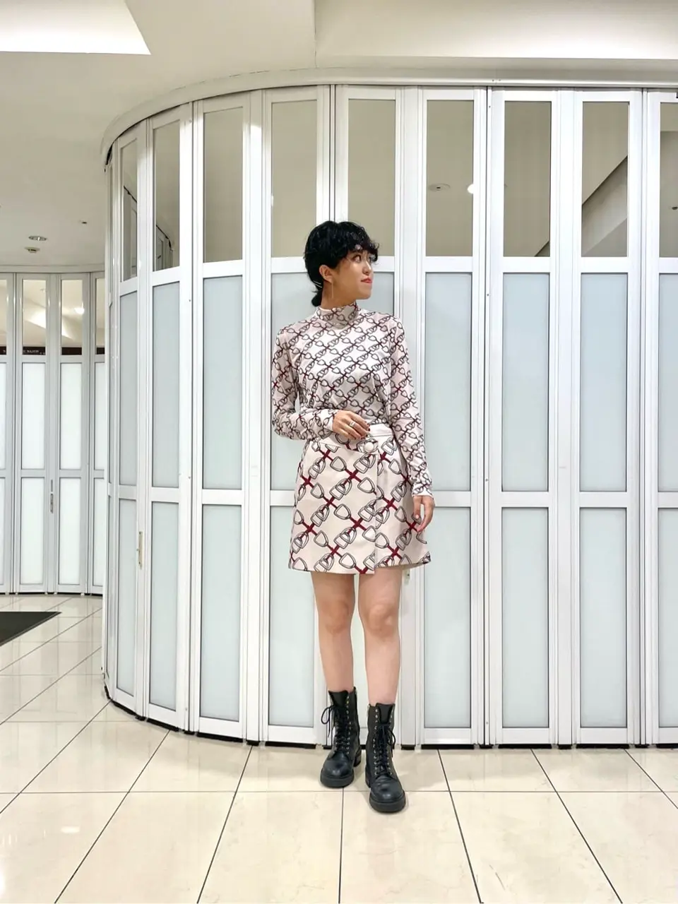 GRACE CONTINENTAL yoshi コーディネート画像