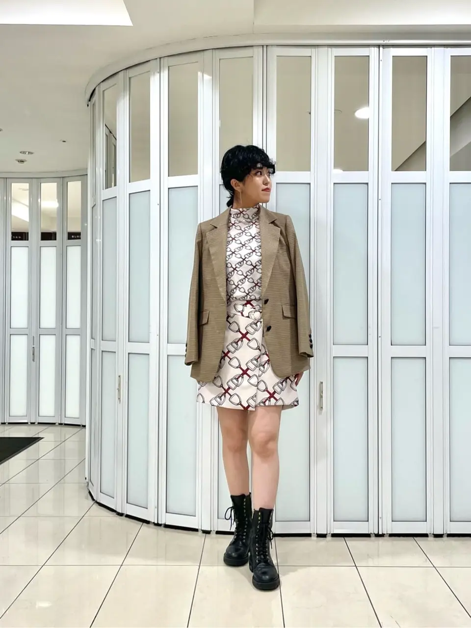 GRACE CONTINENTAL yoshi コーディネート画像