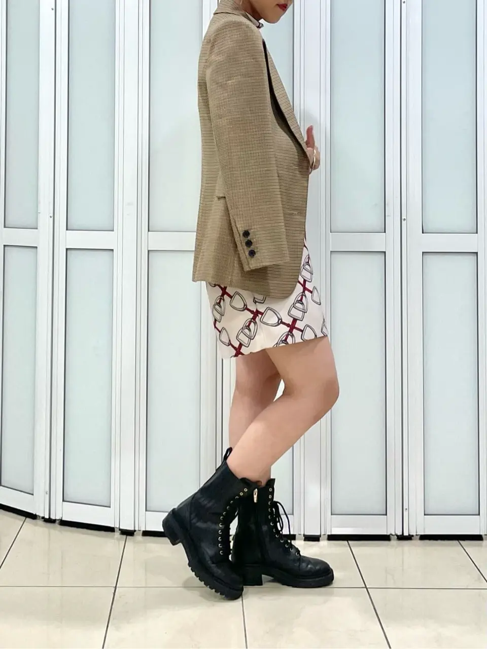 GRACE CONTINENTAL yoshi コーディネート画像