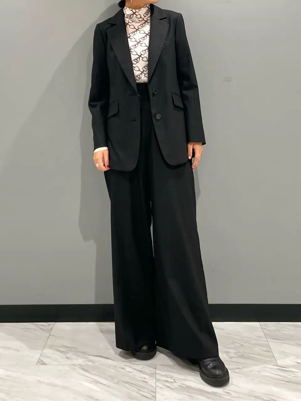 GRACE CONTINENTAL yoshi コーディネート画像