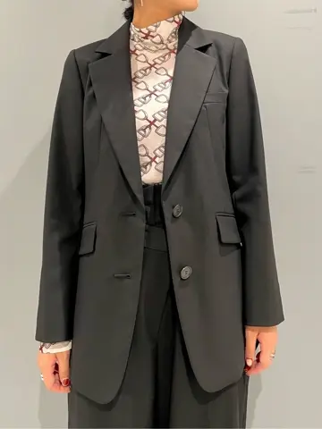 GRACE CONTINENTAL yoshi コーディネート画像