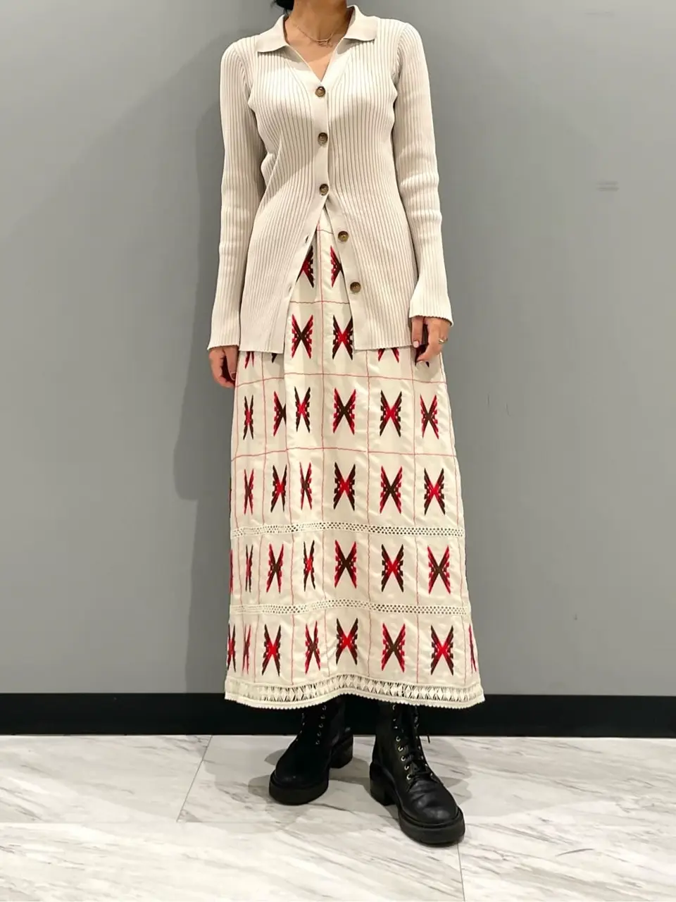 GRACE CONTINENTAL yoshi コーディネート画像