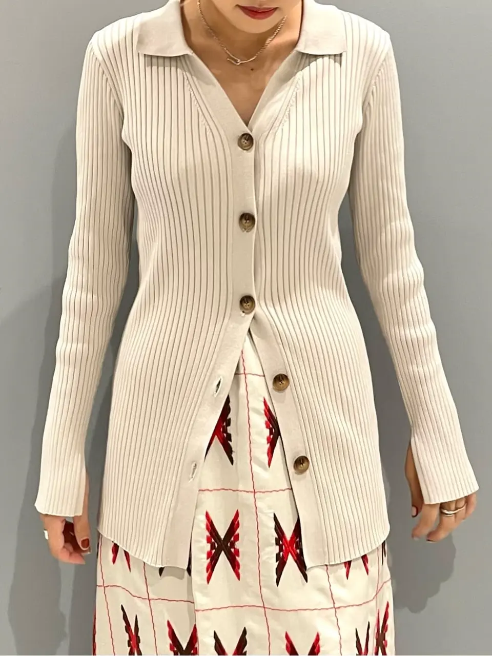 GRACE CONTINENTAL yoshi コーディネート画像