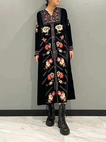 GRACE CONTINENTAL yoshi コーディネート画像