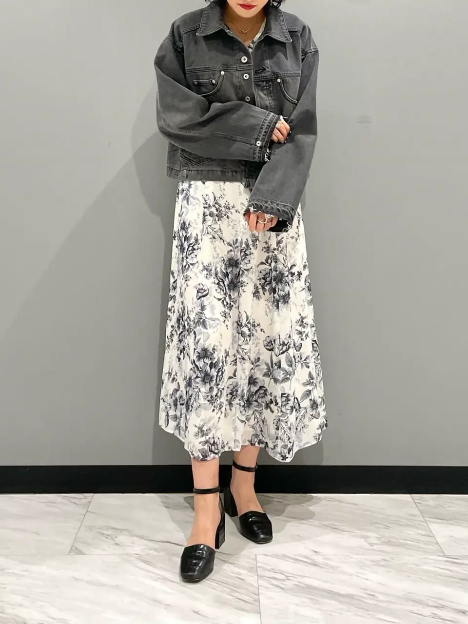 GRACE CONTINENTAL yoshi コーディネート画像