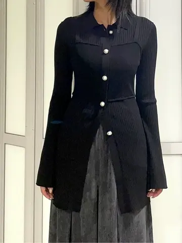 GRACE CONTINENTAL yoshi コーディネート画像