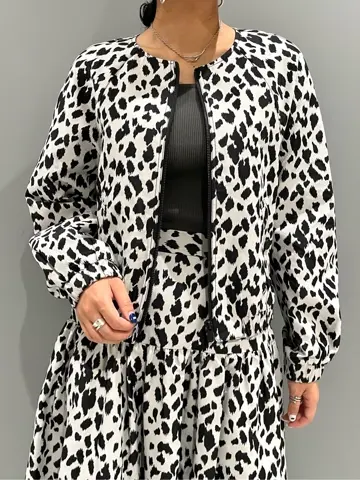 GRACE CONTINENTAL yoshi コーディネート画像