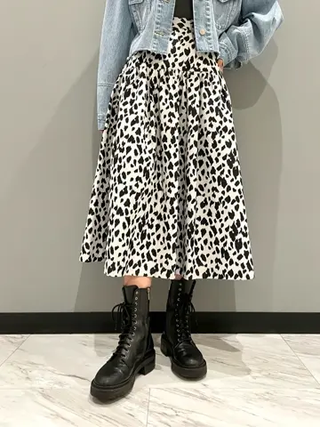 GRACE CONTINENTAL yoshi コーディネート画像