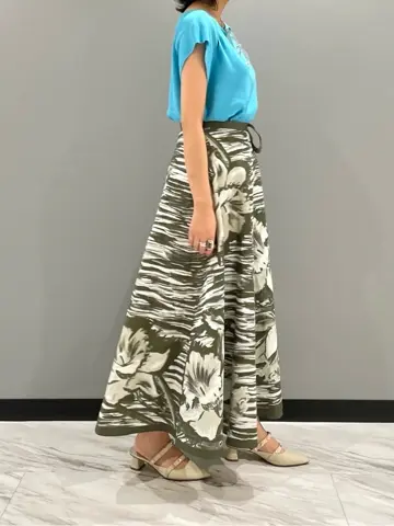 GRACE CONTINENTAL yoshi コーディネート画像