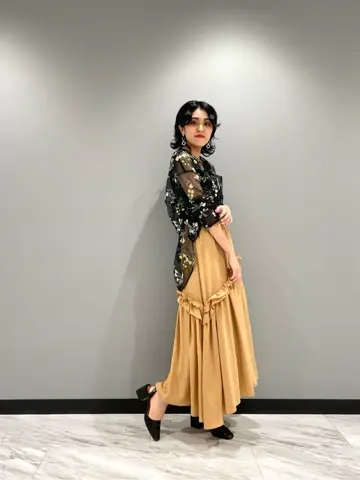 GRACE CONTINENTAL yoshi コーディネート画像