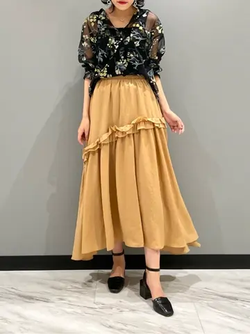 GRACE CONTINENTAL yoshi コーディネート画像