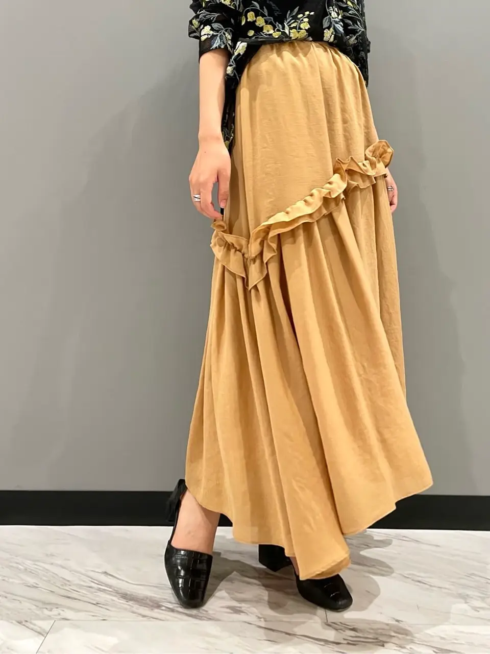 GRACE CONTINENTAL yoshi コーディネート画像