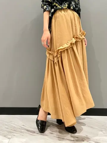 GRACE CONTINENTAL yoshi コーディネート画像